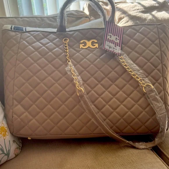 GILDA PARIS Elegant Tan Quilted Women's Bag - Picture 1 of 4